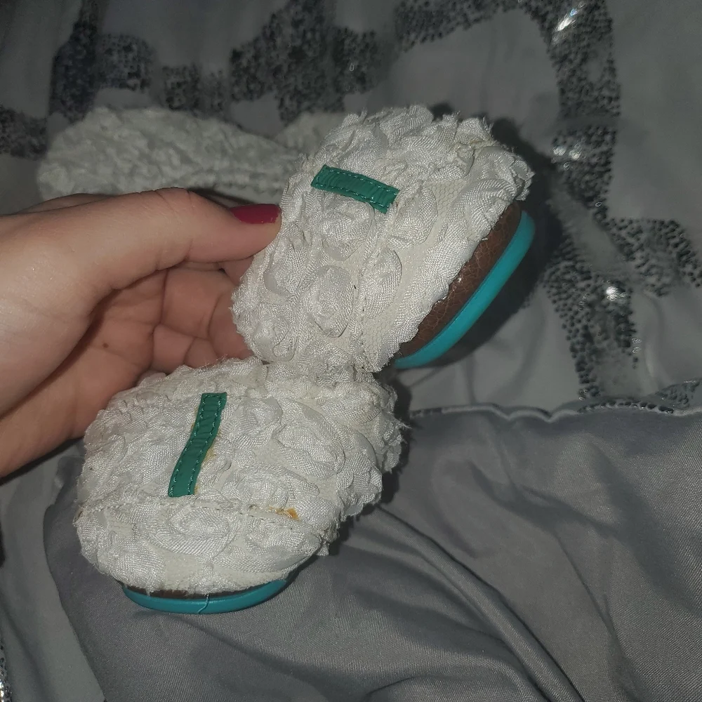 Tieks White Rose Garden Ballet Flat Shoes 9 - Picture 8 of 16
